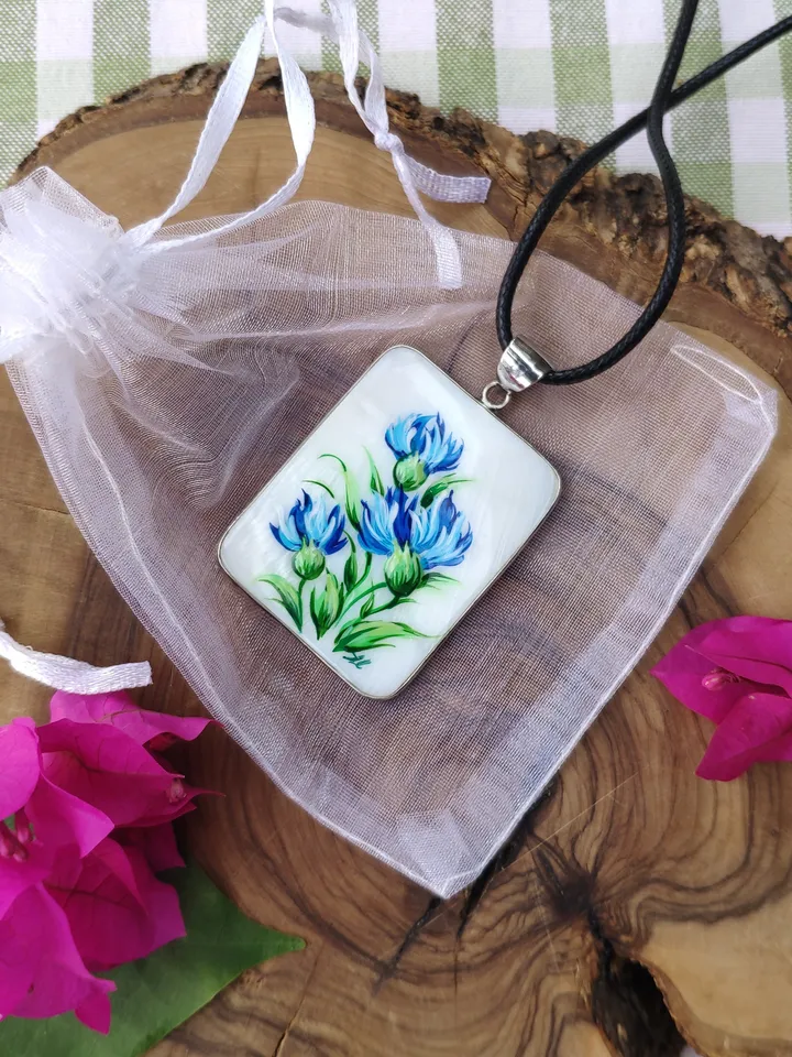 Pearl pendant necklace: Bright blue cornflowers on handmade lacquer necklace • trendy jewelry for blue summer dress • hand painted blossom