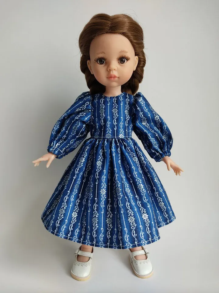 PDF sewing pattern for Paola Reina dolls.