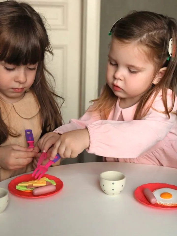 Set of Products for Children's Kitchen Hamburger 28 items