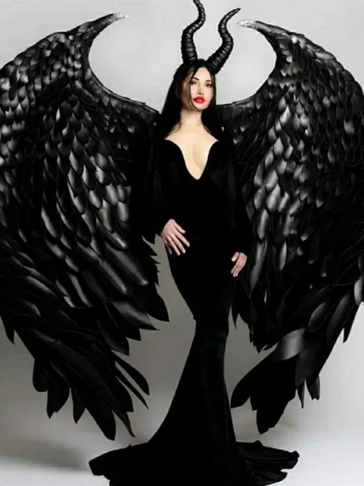 Maleficent wings with claws Maleficent costume, Black wings, Maleficent cosplay, show wings, Adult Angelic wings