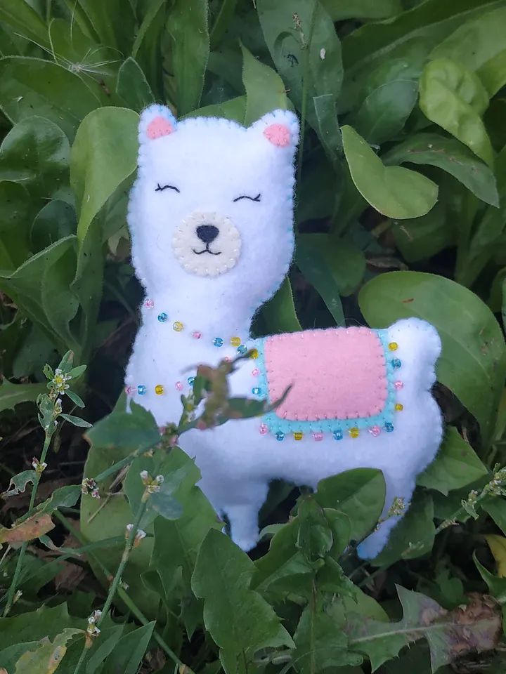 llama felt pattern, llama alpaca toy, plush sewing pattern, felt animals pattern PDF, toddler kids toys, plush llama décor, llama toy for baby, llama alpaca stuffed animal, alpaca llama stuffed toy, cute llama toy, baby shower gift