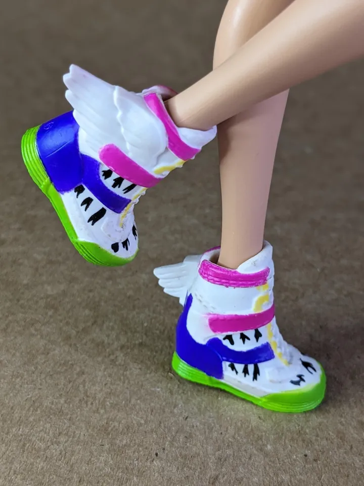 White wings snickers for 11 inch female dolls (MH g1, g2 or EAH)
