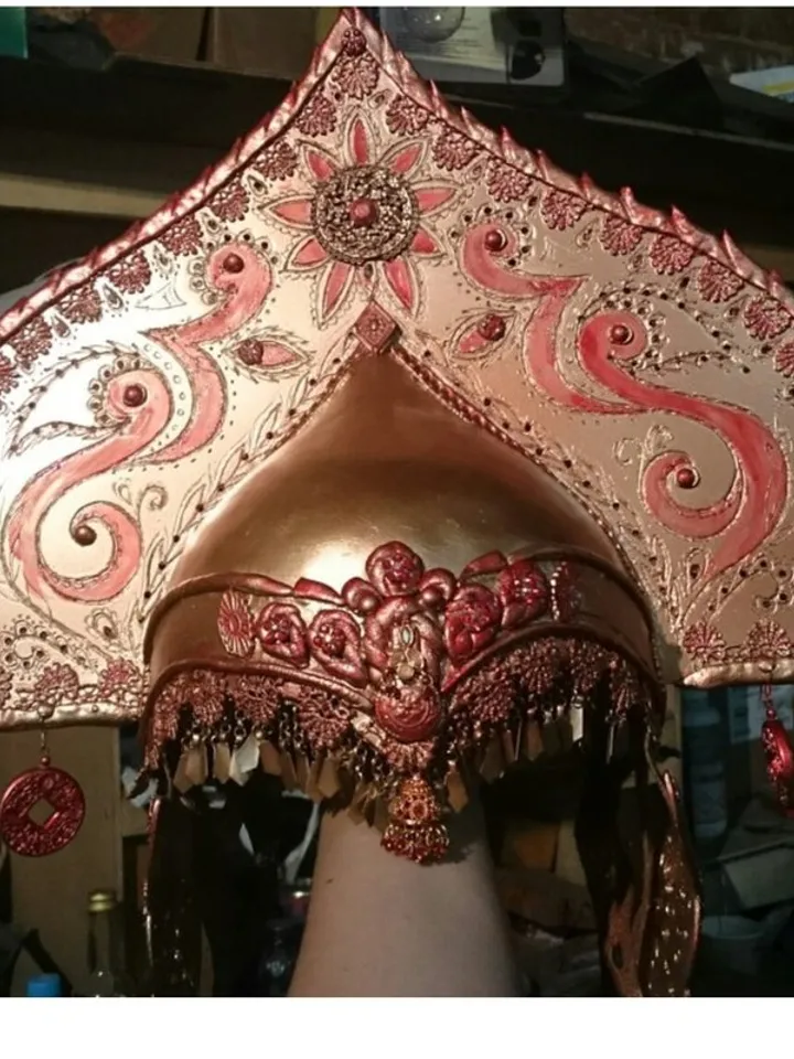 Kokoshnik - Russian - tiara - Slavic - Vasilisa the Beautiful - accessory for -