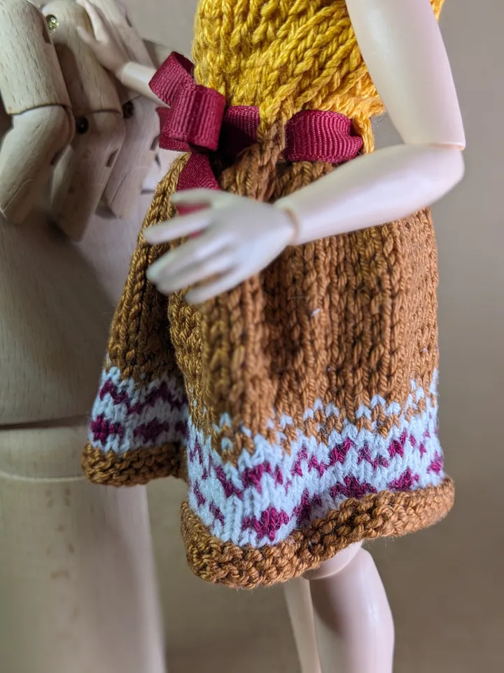 Handmade brown knitted dress for 1/6 scale fashion female dolls