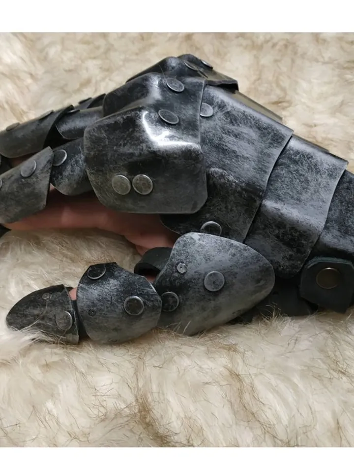 Armor gloves - antique silver - cosplay gloves - cosplay armor - steampunk armor