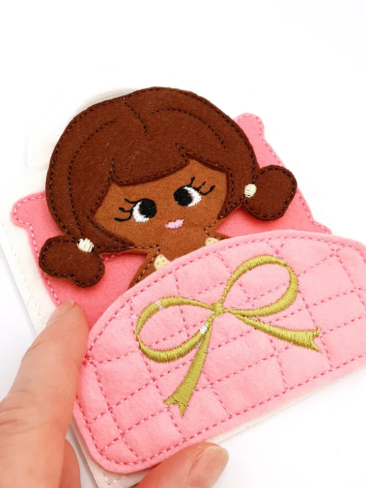ITH Felt Dollhouse Quiet Book Embroidery Design Pattern, Activity Travel Toy Book Pages, 4x4 Hoop Digital File