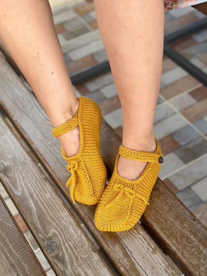 Knitted Slippers Mary Jane Cozy Pattern Socks & Tutorial with photo ENG