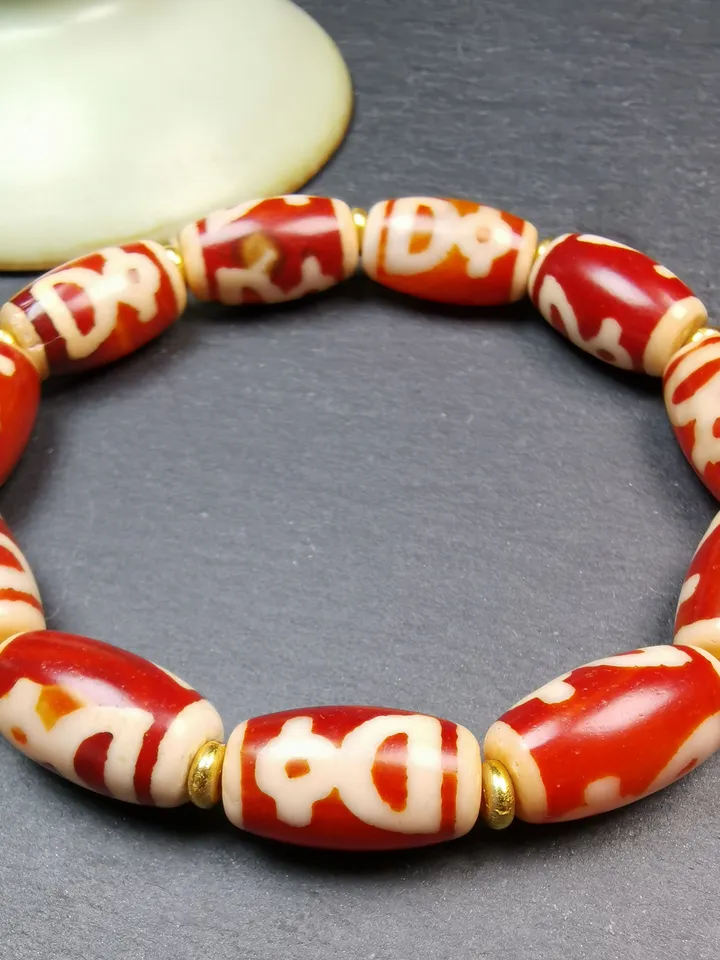 Gandhanra Tibetan Fire Agate Dzi Bead Bracelet, 18× 10mm Red Wealth God Dzi Wrist Mala, God of Wealth Amulet Bracelet