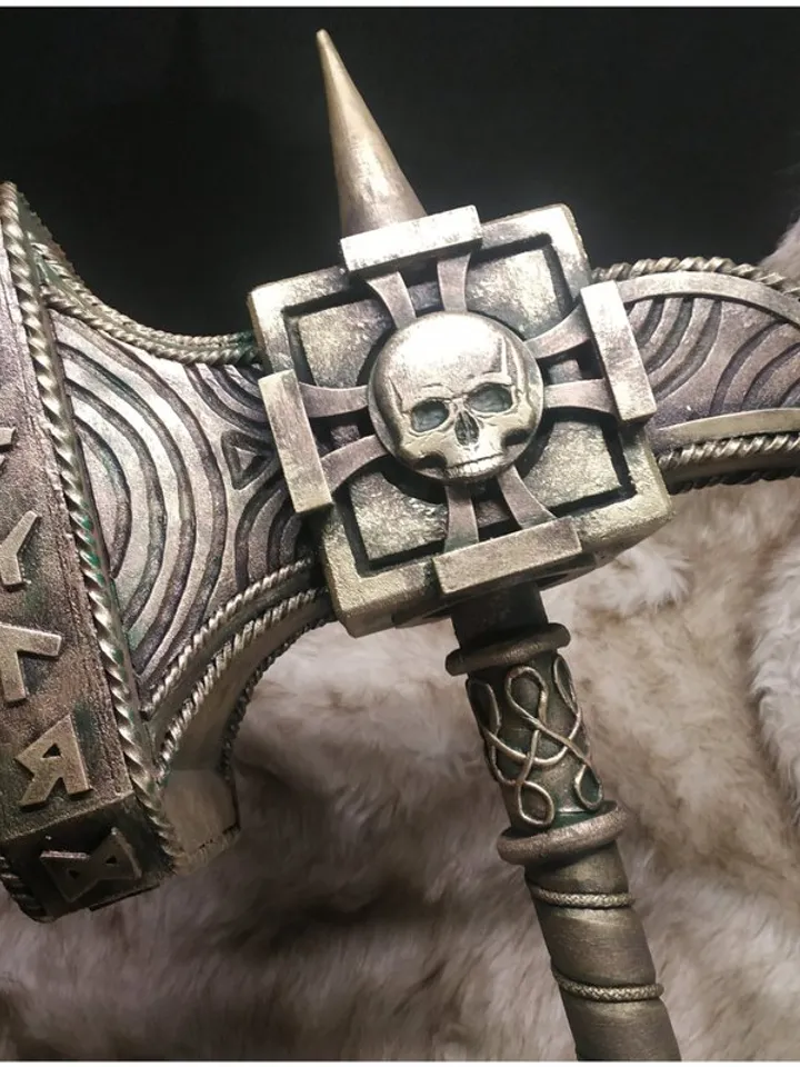 Ghal Maraz cosplay - Karl Franz - magical warhammer - Warhammer Fantasie Battle