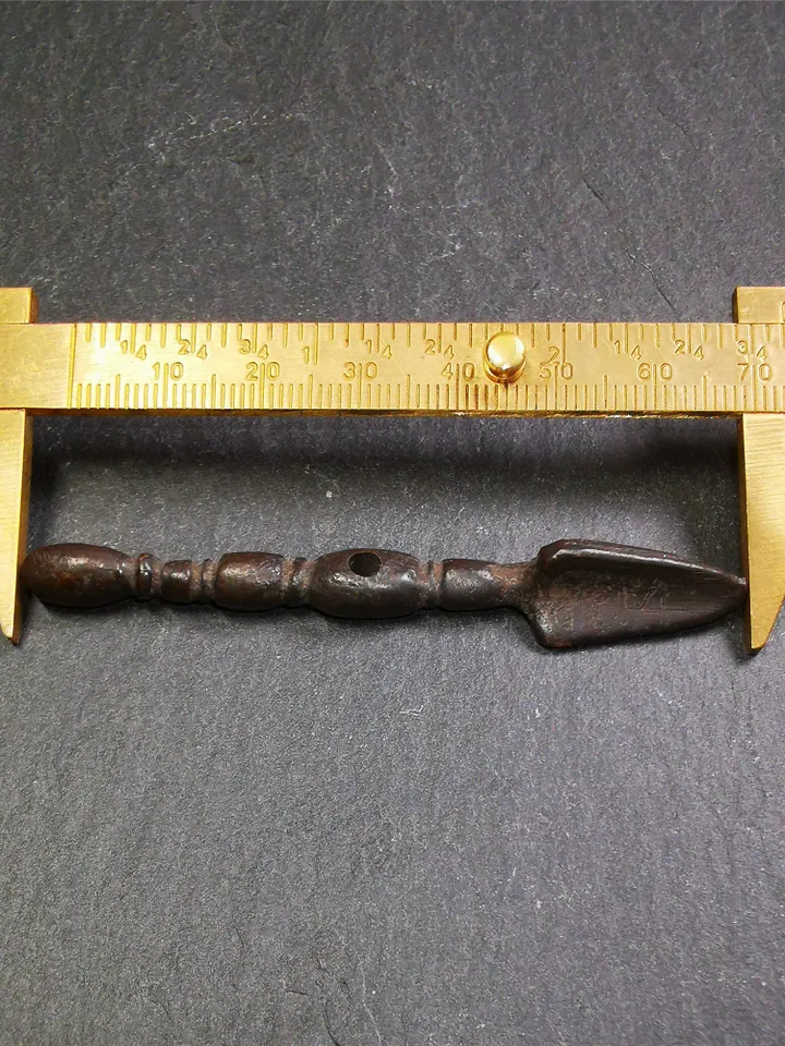 Gandhanra Antique Tibetan Amulet ,Kila(Dorje Phurba) , Trantic Buddhism Ritual Implement Pendant,Made of Brass,2.87"