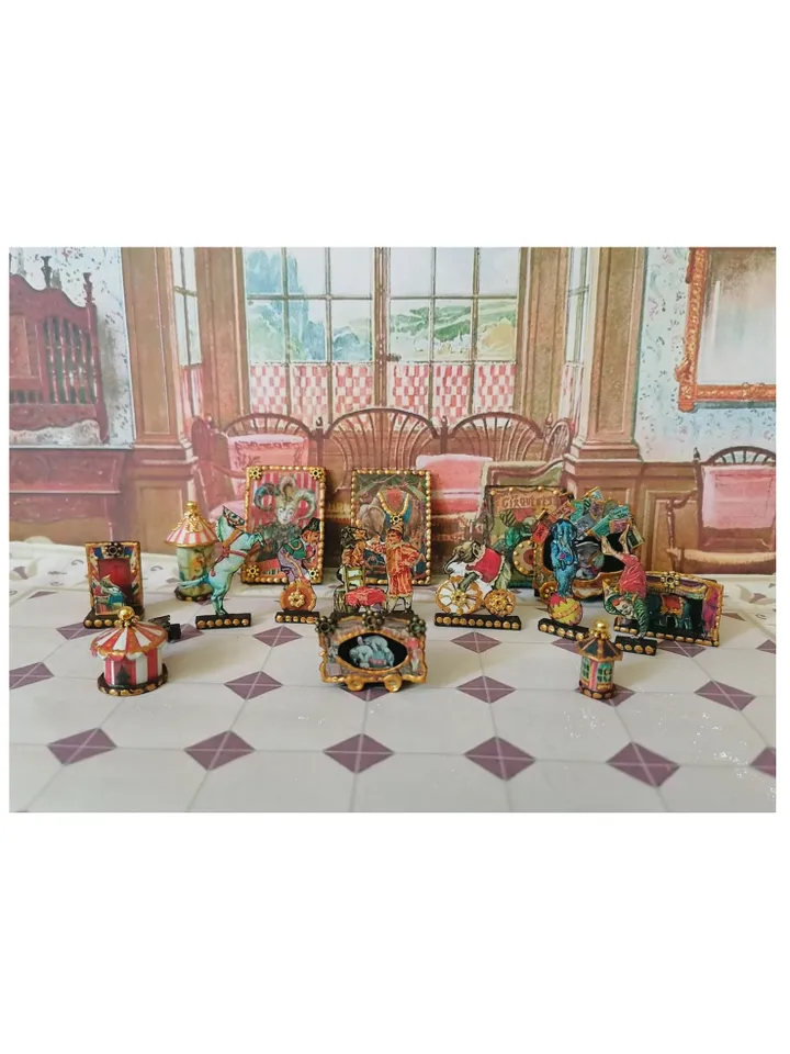 Doll circus. Animals in circus. Set of circus accessories.1:12 scale.