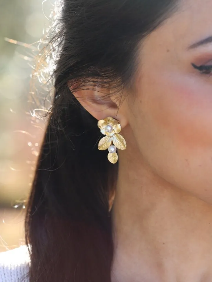 Boho Wedding Earrings | Flower Bridal Earrings | Gold Wedding Jewelry | Floral Earrings | Bridesmaid Gift | Leaf Jewelry For Bride Jewellery