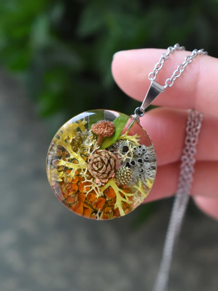 Real Lichen pendant. Necklace with real lichen. Pendant with lichen in resin. Forest medallion with lichen and moss in resin.