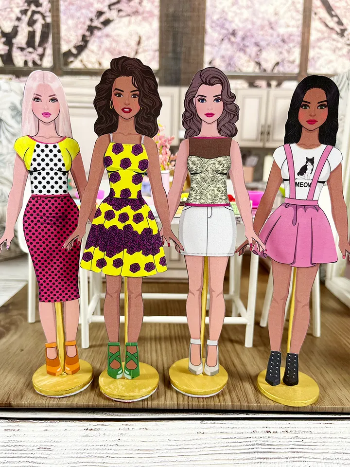 Printable paper dolls