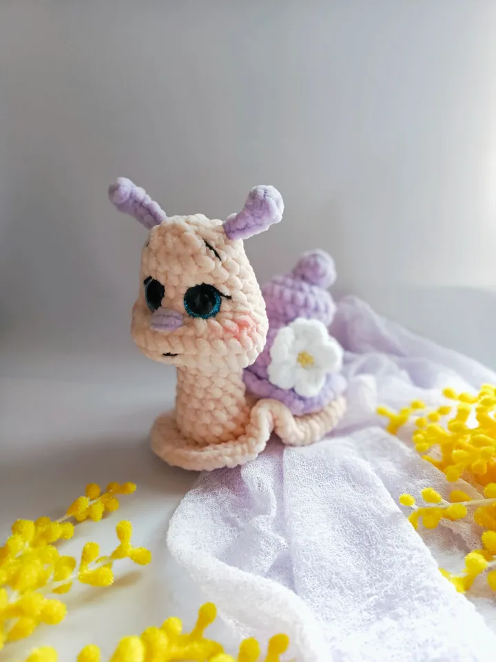 Crochet pattern snail amigurumi PDF file in ENG