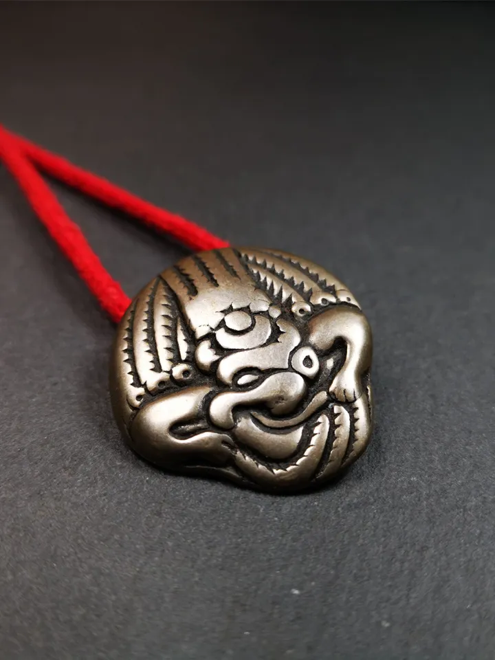 Gandhanra Unique Tibetan Buddhist Amulet Garuda,Garula,Suparna,Golden-winged Bird Pendant,Made of Thokcha,1.54"