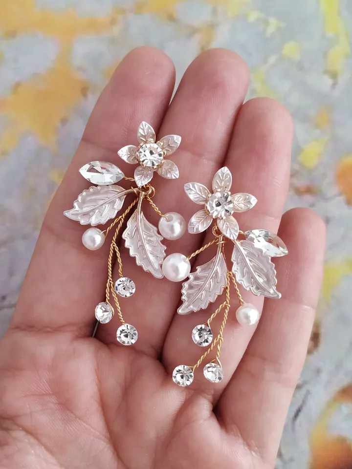 Silver Gold Swarovski Crystal Bridal Earrings Floral Leaf Wedding Earrings Boho Wedding Earrings Boho Bridal Earrings Beads Pearl Jewelry