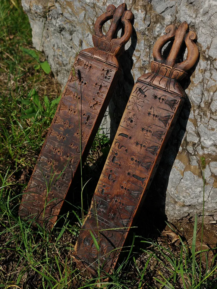 Gandhanra Antique Tibetan Buddhist Zanpar Wooden Mold Stick,Dharma Ritual Plate,Intricately Carved Esoteric Ritual Objects and protectors
