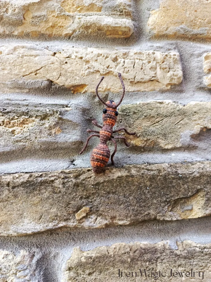 Realistic Crochet Ant Brooch | Nature Insect Pin
