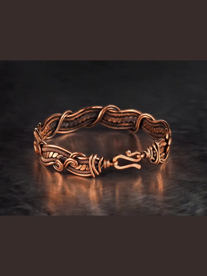 Copper wire wrapped bracelet for woman, 7th Anniversary gift idea