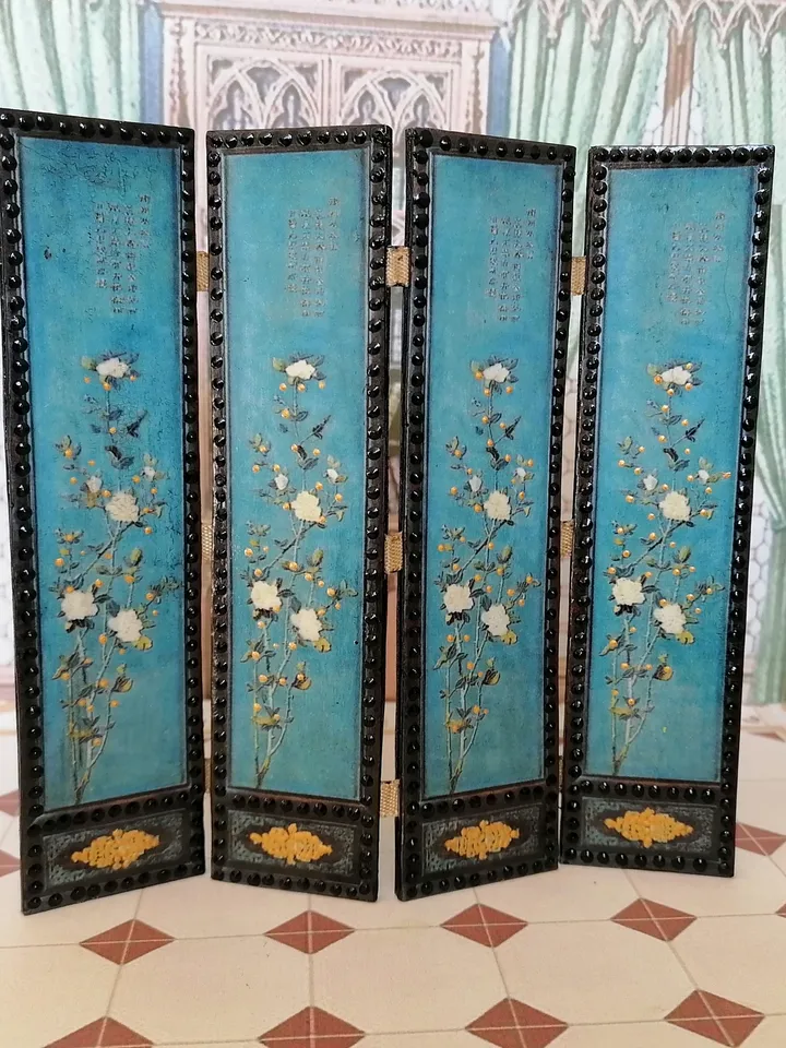 Screen for dollhouse.1:12 scale.