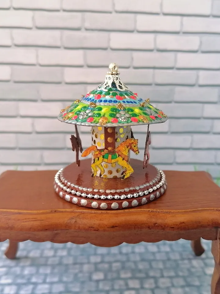 Dollhouse carousel for creating the interior of a dollhouse in scale 1:12. Dollhouse miniature. Handmade.