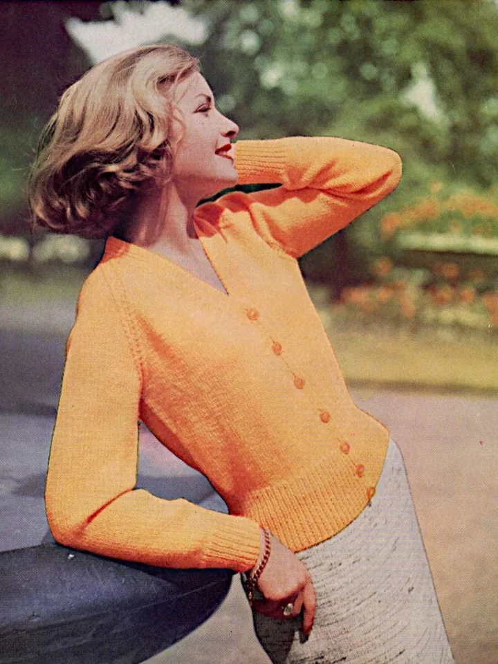 Cardigan classic knitting pattern women ladies summer cardigan V-neck Double knitting instant download