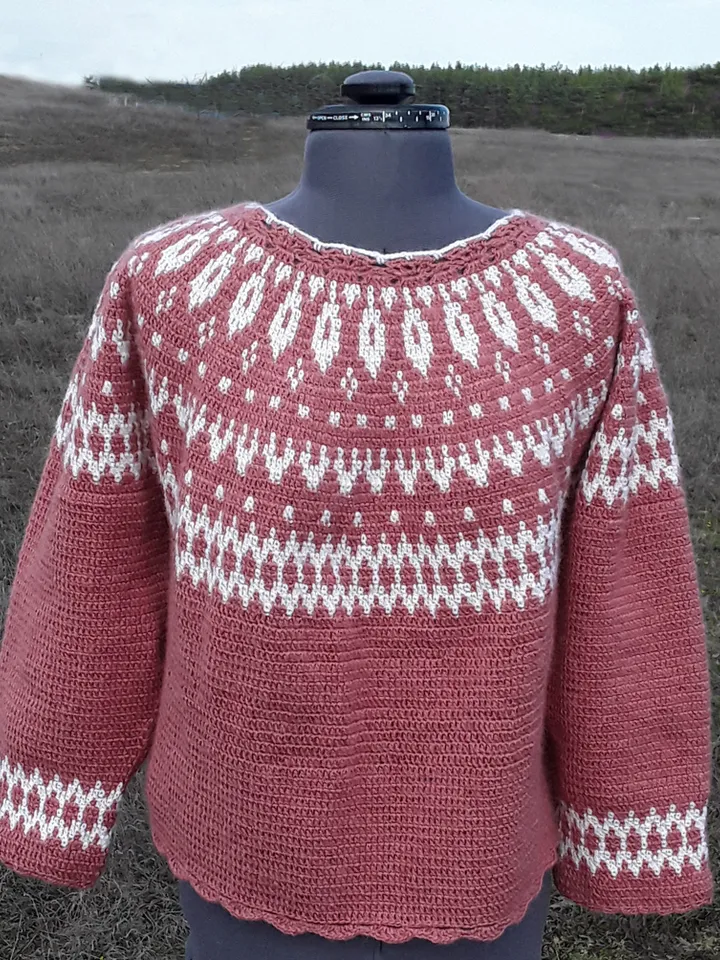 Crochet Sweater Pattern, Crochet Lopapeysa Pattern in English, Crochet Plus size sweater Pattern, Icelandic Pullover Pattern, Women`s sweater, top down circle yoke, women oversized jumper detailed instructions PDF file