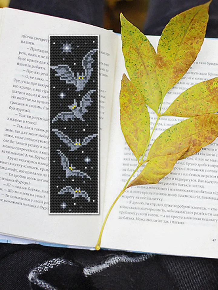 Halloween bat bookmark cross stitch pattern download PDF Spooky handmade bookmark pattern digital PDF, Gothic bat cross stitch chart #B107