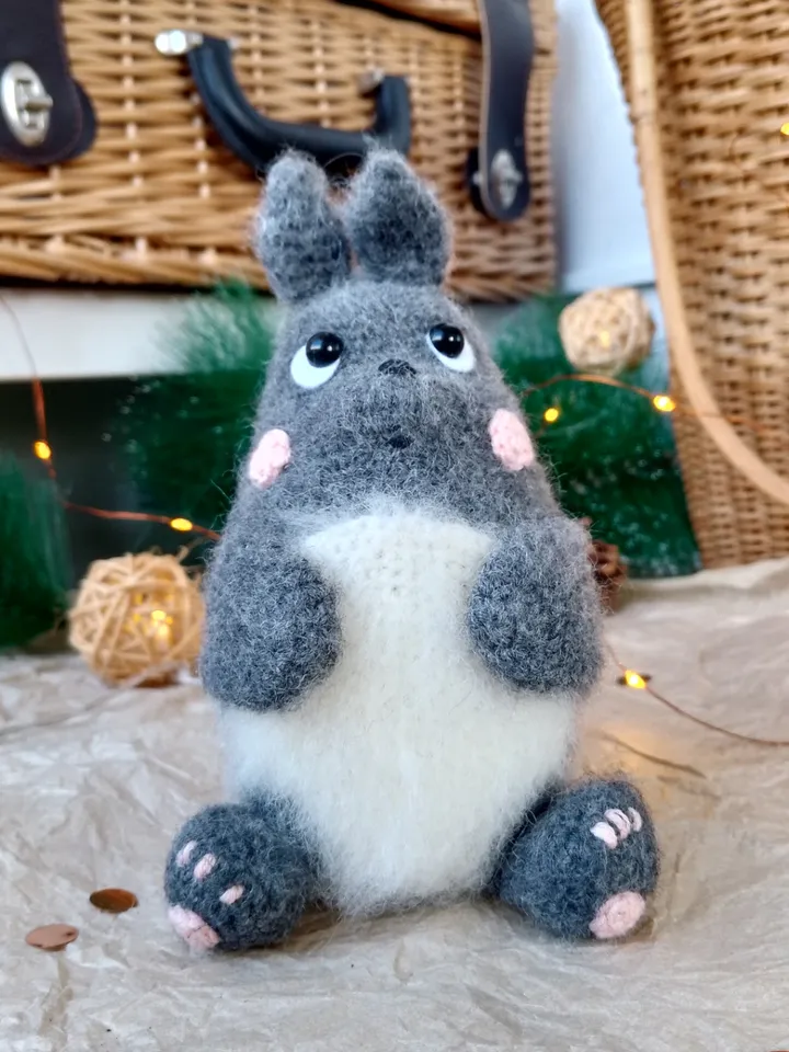 Stuffed Totoro toy anime My Neighbor Totoro sculpture decor. Plush Totoro toy