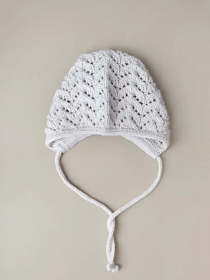 Knit baby bonnet newborn, baby girl hat, vintage style bonnet, baby shower gift