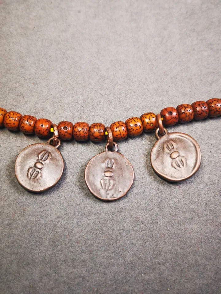 Gandhanra Handmade Tibetan Mala Amulet,Small Shakyamuni,Chenrezig,Jambhala Pendant for Prayer Beads,Bag Hanging,0.7"