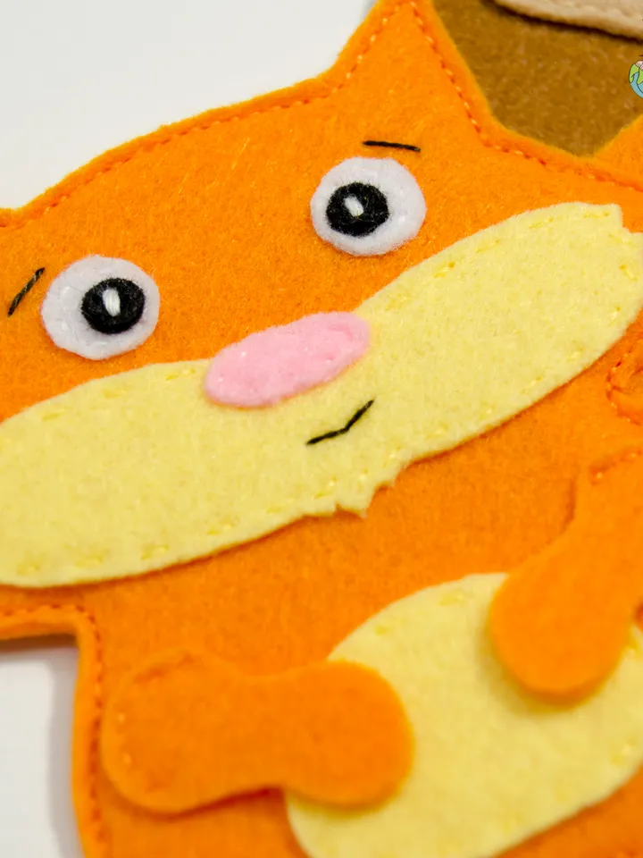 Squirrel in Nuthouse, PDF Pattern and Tutorial, SVG file