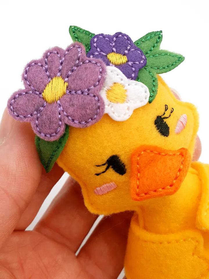 ITH Spring Duckling with Flowers Embroidery Design, Easter Felt Duck Toy Pattern, 4x4 Hoop Digital File Pack