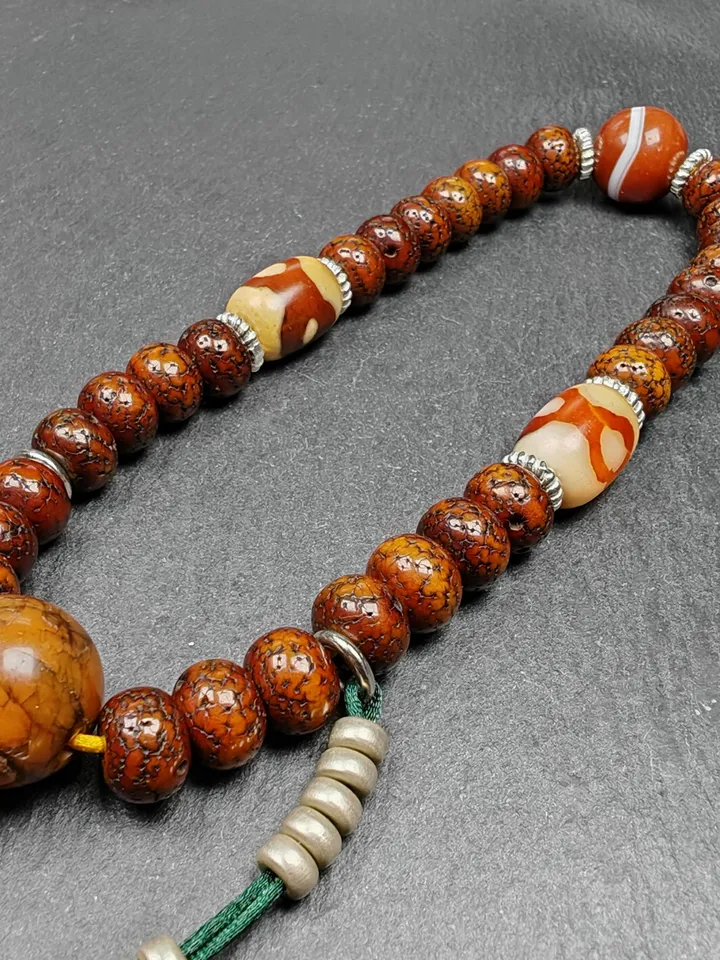 Gandhanra Authentic Tibetan Handhold Wrist Mala - 10mm Old Lotus Seed Beads Bracelet - Best Portable Buddhist Prayer Beads for Meditation