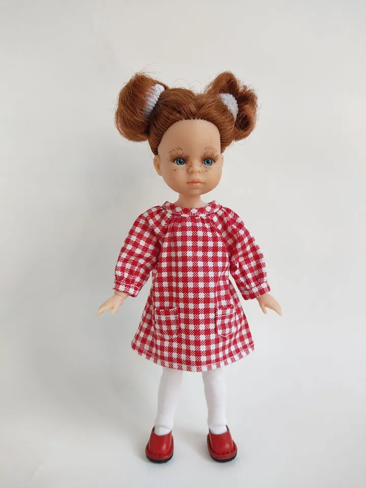 PDF sewing pattern for mini Paola Reina dolls.