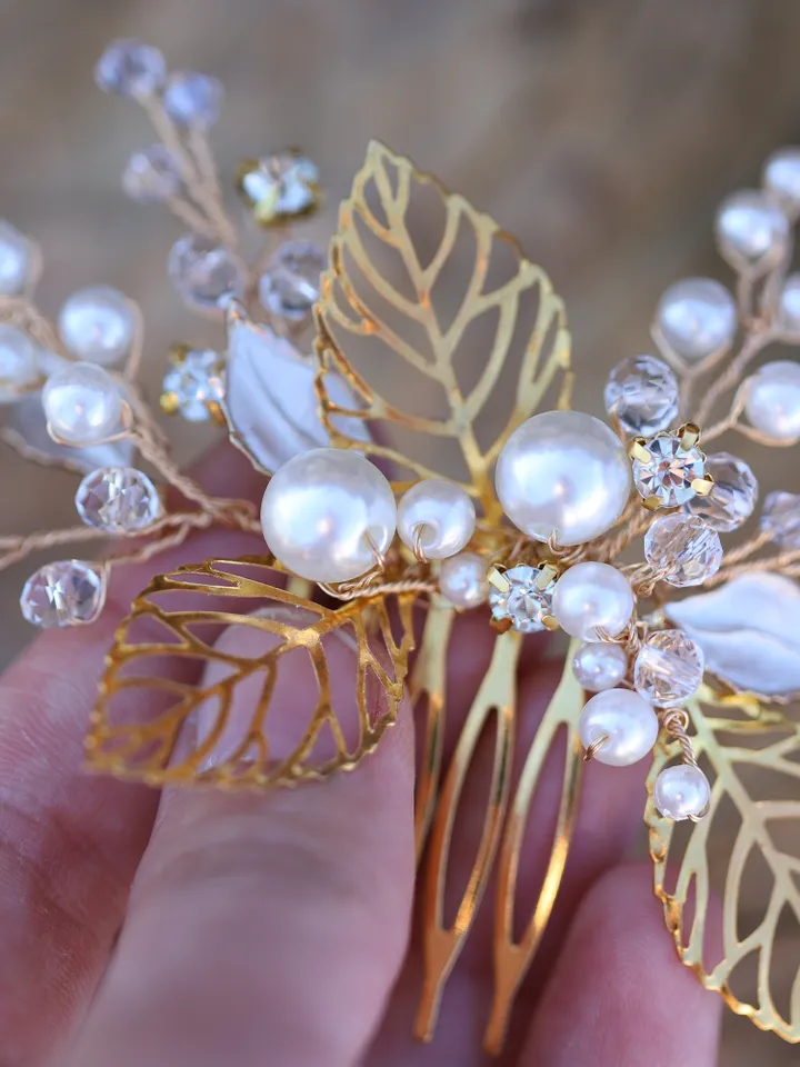 Swarovski Crystal Pearl Wedding Earrings Gold Bridal Earrings Boho Wedding Earrings Leaf Bridal Earrings Bridesmaid Boho Bridal Earrings