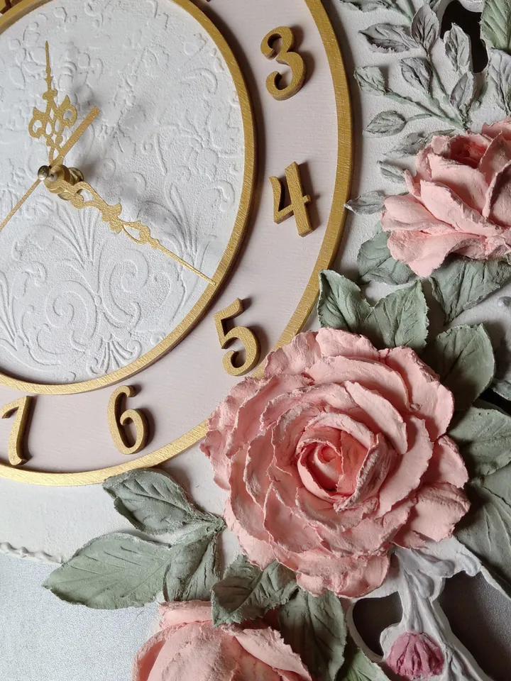 Large white wall clock with roses in shabby chic style Silent clock for bedroom, living room or girl's room Gift for Christmas, Birthday, Mother's Day, Wedding, Housewarming