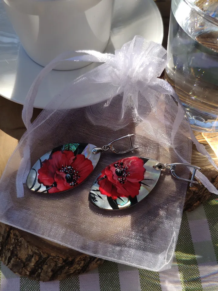 Pearl earrings: Red poppies on shell earrings. Aesthetic handmade floral design. Hand painted stylish jewelry gift with big red flower.
