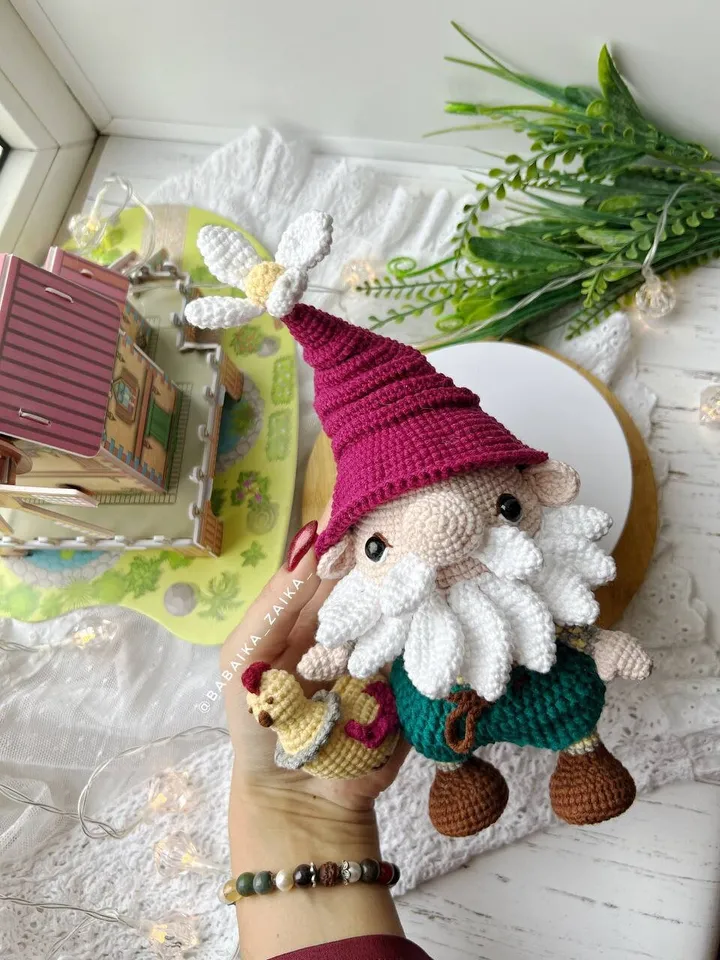 PDF Crochet Pattern Easter Cute Gnome and Chicken, Easter ornaments, Amigurumi Chicken, Amigurumi Easter Toy, Amigurumi Scandinavian Gnome
