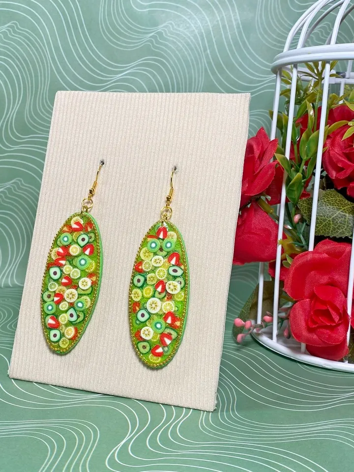 Handmade summer earrings. UV resin.