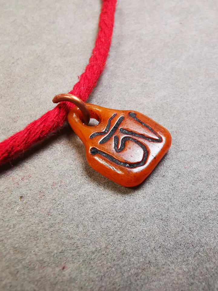 Gandhanra Tibetan Yak Bone Carved Tibetan Alphabet OM,Mala Pendant,Bead Counter Clip,Prayer Bead Accessories,