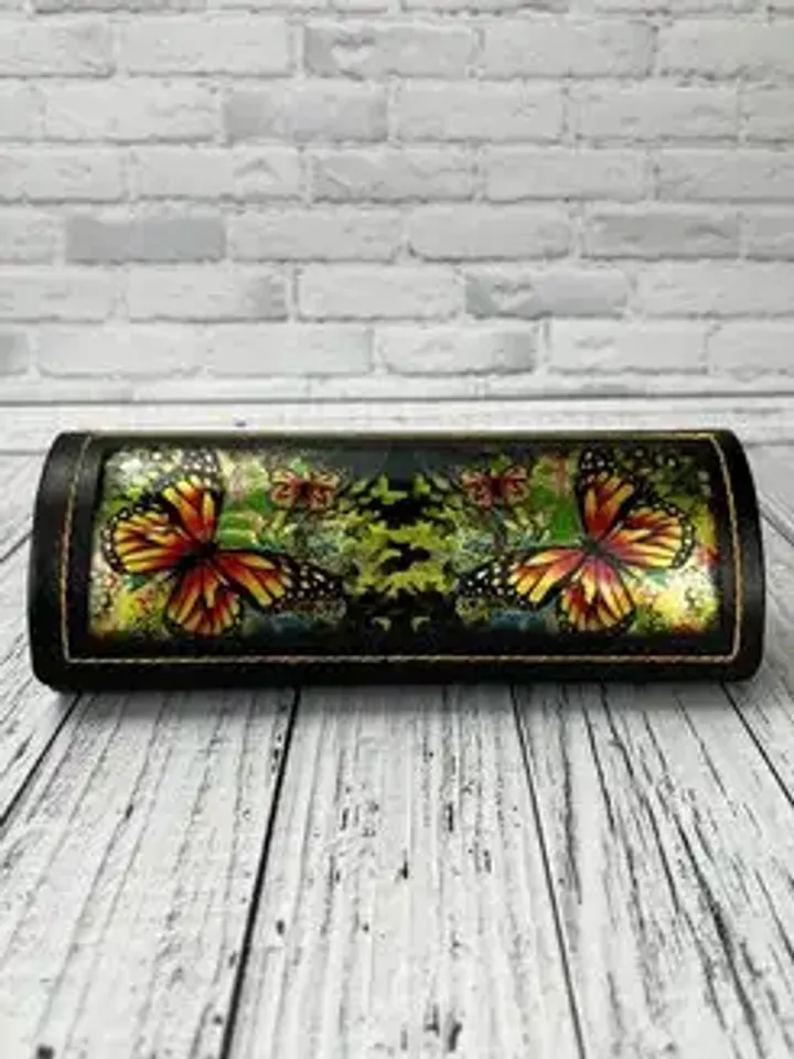 Hard case for glass with magnet (No. 383)