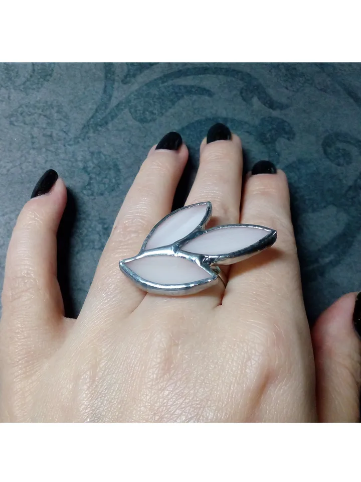 Glass spike ring, Floral ring, Stained glass ring, botanical ring, Leaf branch ring, Elven ring