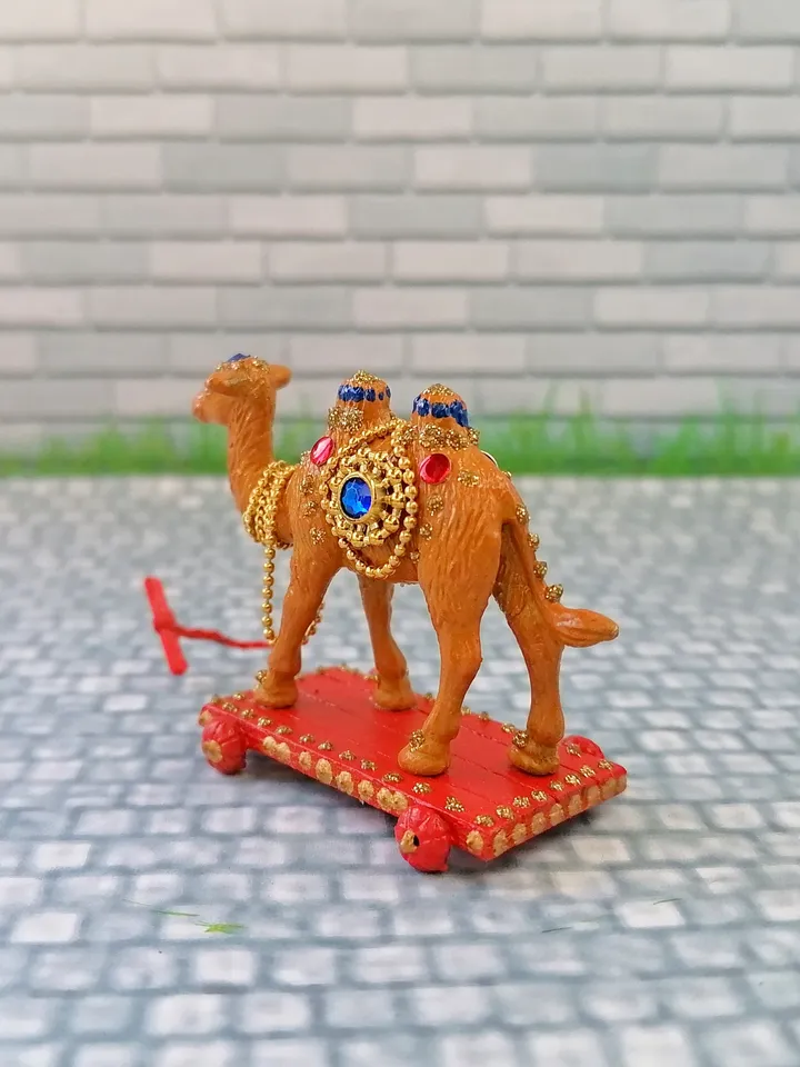 Camel on a cart.Dollhouse miniature.Doll toy.Puppet miniature. 1:12 scale.