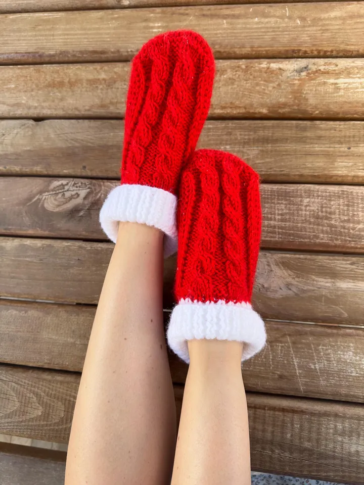 Knitted Slippers Santa Christmas Pattern & Tutorial with braids ENG