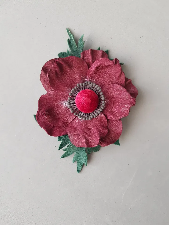 Bordo color leather brooch for her, Leather women's jewelry, art. 14