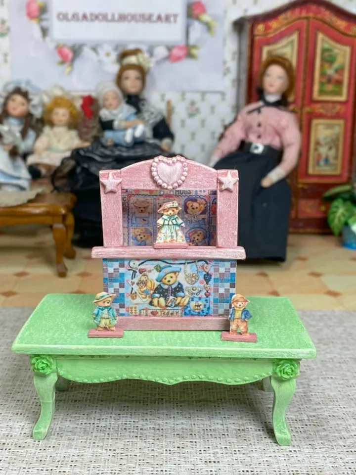 Miniature puppet theater with bears. 1:12. handmade.