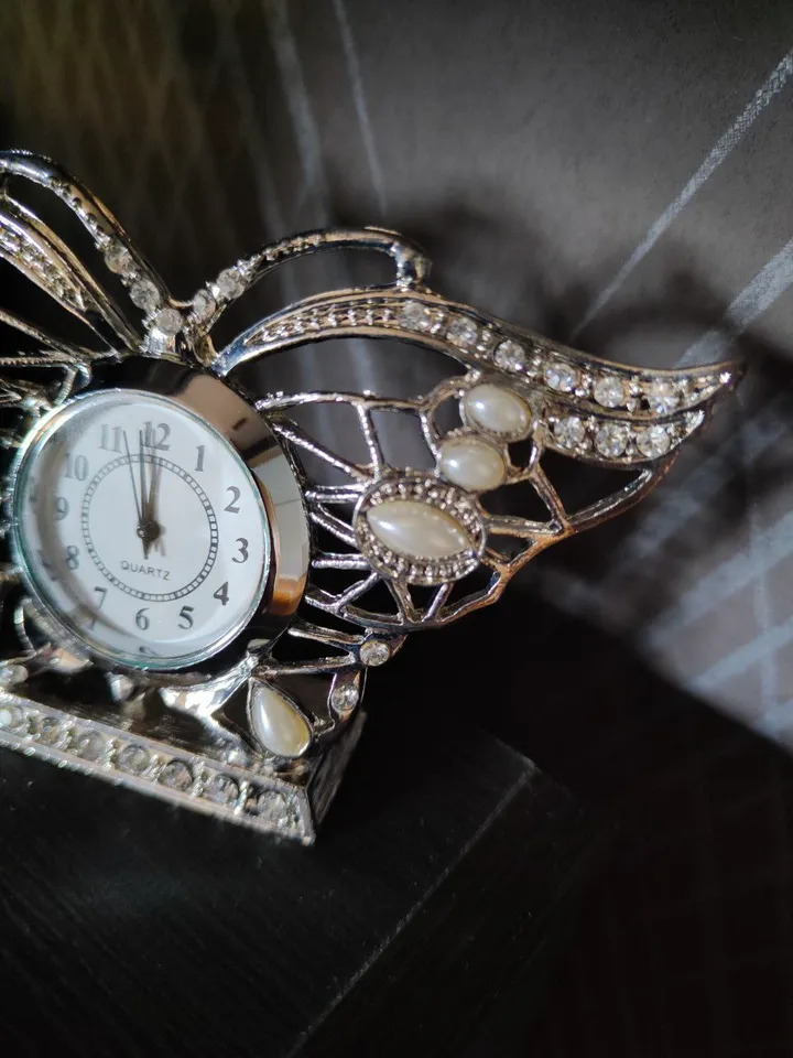 Miniature boudoir clocks,Vintage clock,quartz watch,Butterflyco style,metal watches,watches for collection,antique watch,clockwork hook