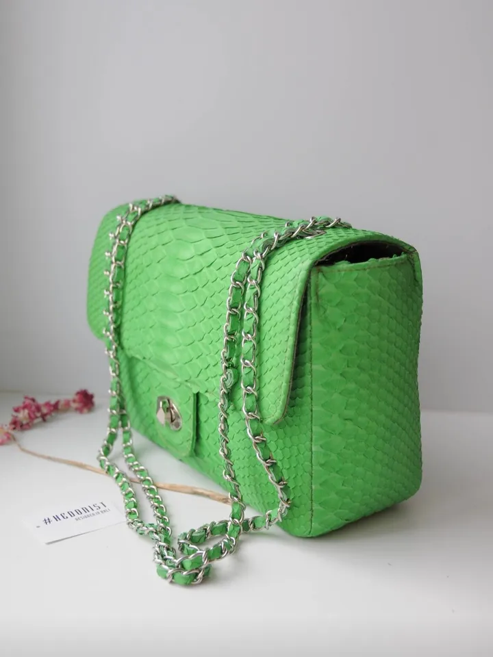 Genuine python skin maxi crossbody bag green colour big, summer big chain crossbody, elegant classy crossbody bag genuine leather summer